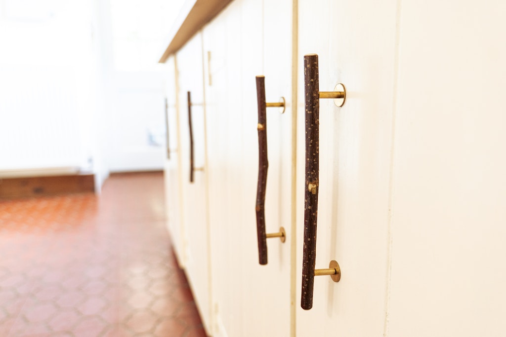 Pull Bar Handle 230 • Hazel & Uncoated Brass • Smooth